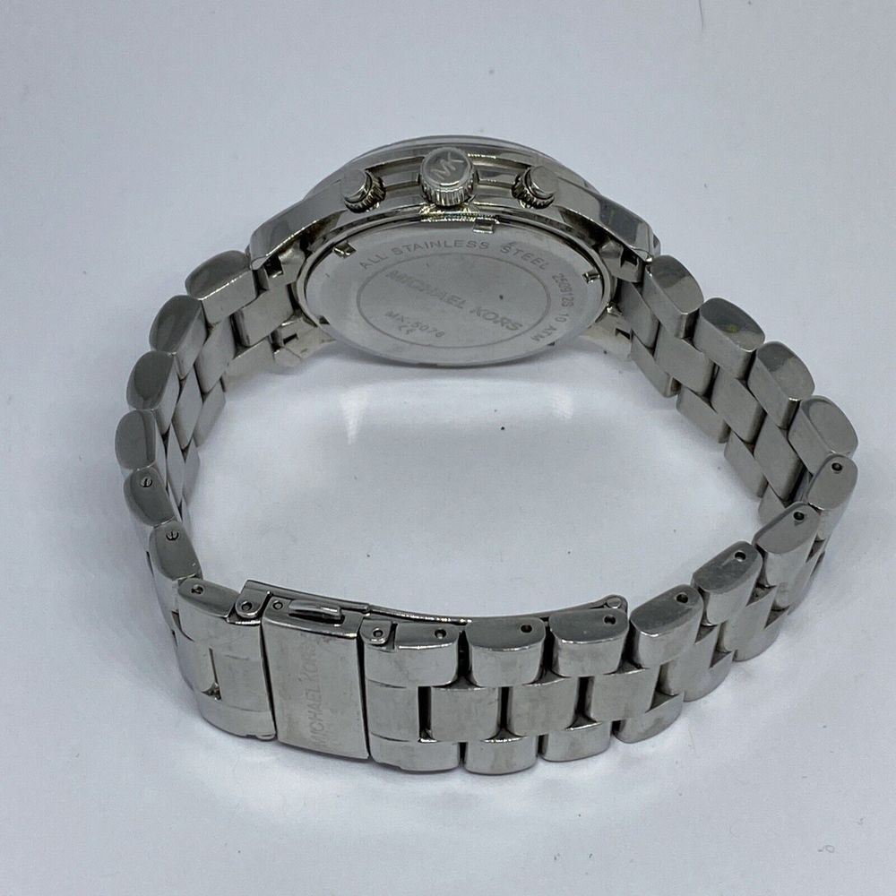 Michael Kors Runway MK5076 Women's Silver Stainless Steel Analog Dial Watch RQ44 - Picture 11 of 12